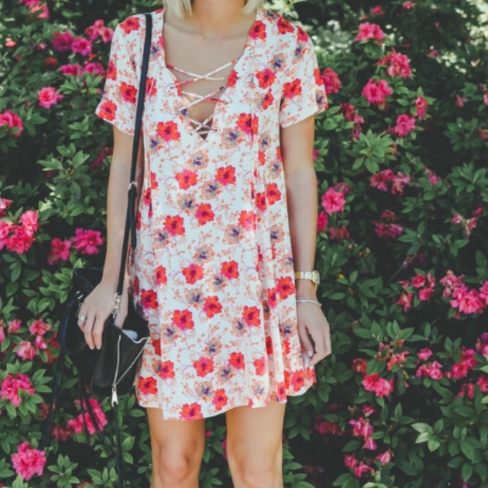 ASTR lace up dress